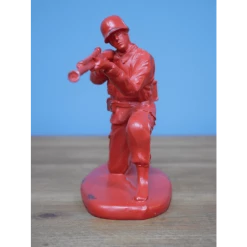 Dutch Brothers Soldier (Red)