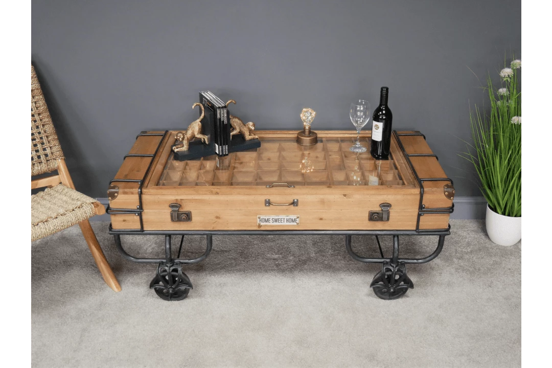 Dutch Brothers GENERAL GIFTS Industrial Furniture Rustic Vintage Trunk Style Coffee Table 4 Dutch Brothers GENERAL GIFTS Industrial Furniture Rustic Vintage Trunk Style Coffee Table