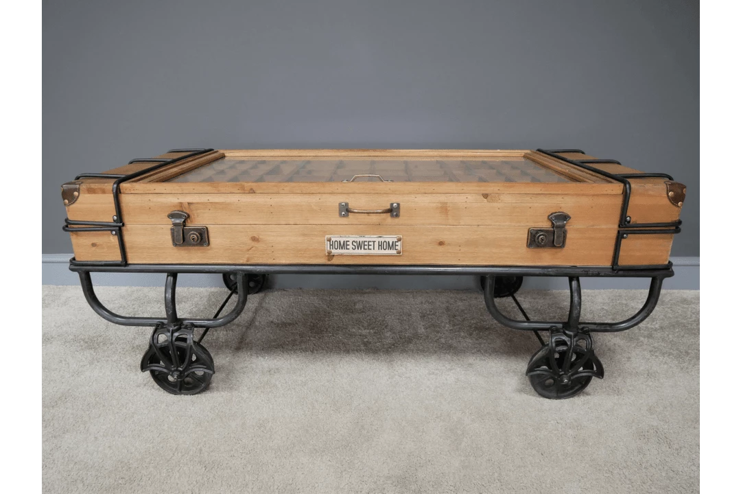 Dutch Brothers GENERAL GIFTS Industrial Furniture Rustic Vintage Trunk Style Coffee Table 11 Dutch Brothers GENERAL GIFTS Industrial Furniture Rustic Vintage Trunk Style Coffee Table