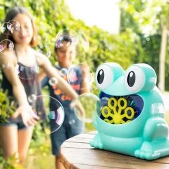 Giftworks GENERAL GIFTS Froggly Automatic Soap Bubble Machine