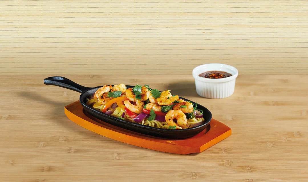 KitchenCraft World Of Flavours Oriental Iron Sizzle Platter 3 KitchenCraft World Of Flavours Oriental Iron Sizzle Platter