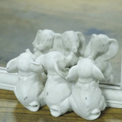 Giftworks GENERAL GIFTS Three Elephants Decorative Mirror