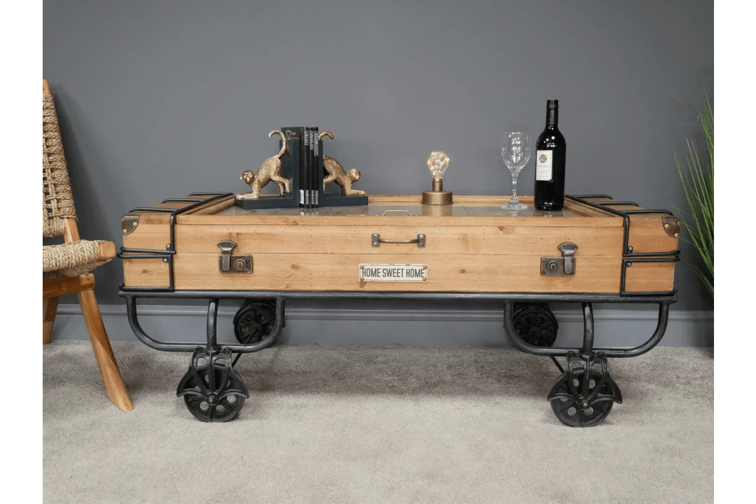 Dutch Brothers GENERAL GIFTS Industrial Furniture Rustic Vintage Trunk Style Coffee Table 3 Dutch Brothers GENERAL GIFTS Industrial Furniture Rustic Vintage Trunk Style Coffee Table