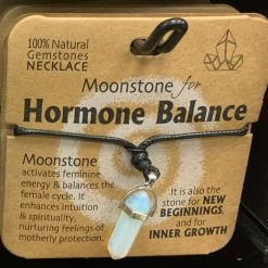 Royal County GENERAL GIFTS MOONSTONE FOR HORMONE BALANCE GEMSTONE NECKLACE