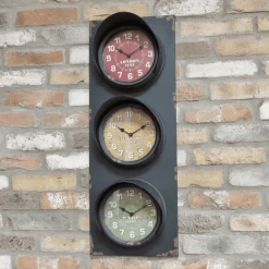 Giftworks GENERAL GIFTS Retro Traffic Light Vintage Gifts Clock