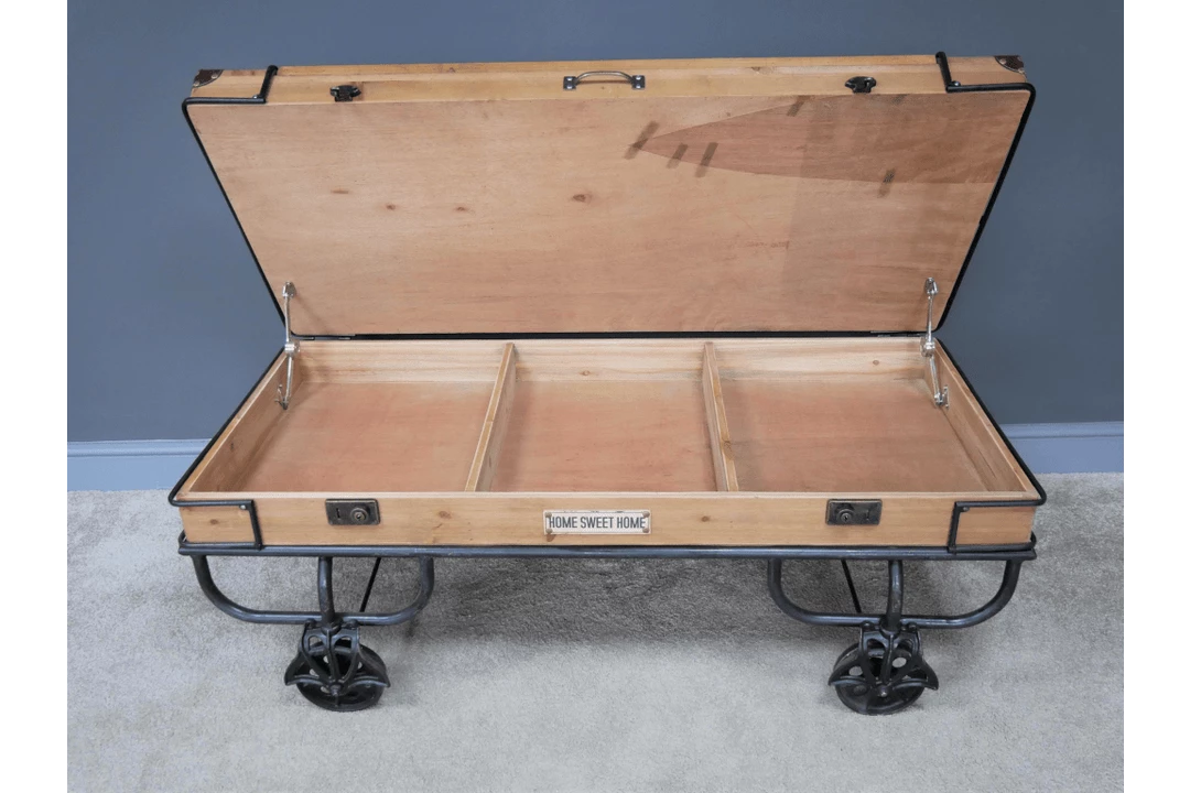 Dutch Brothers GENERAL GIFTS Industrial Furniture Rustic Vintage Trunk Style Coffee Table 10 Dutch Brothers GENERAL GIFTS Industrial Furniture Rustic Vintage Trunk Style Coffee Table