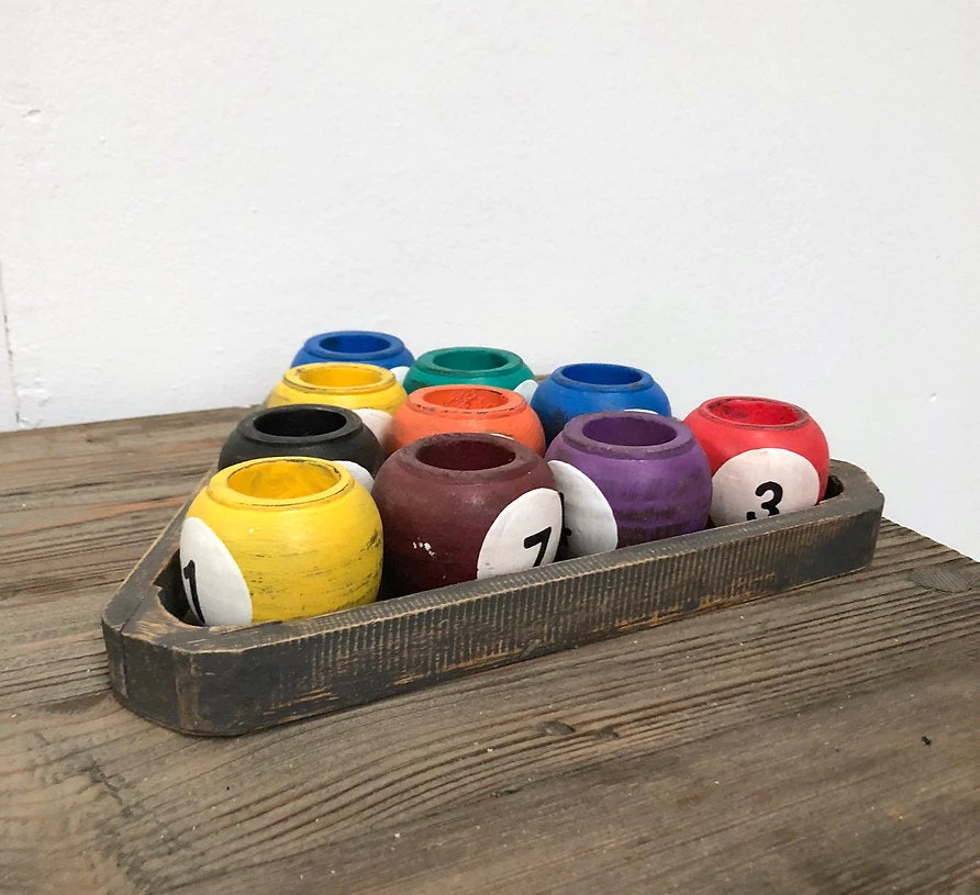 Giftworks Snooker Ball Tealight Holder 3 Giftworks Snooker Ball Tealight Holder