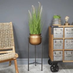 Dutch Brothers Plant Stand